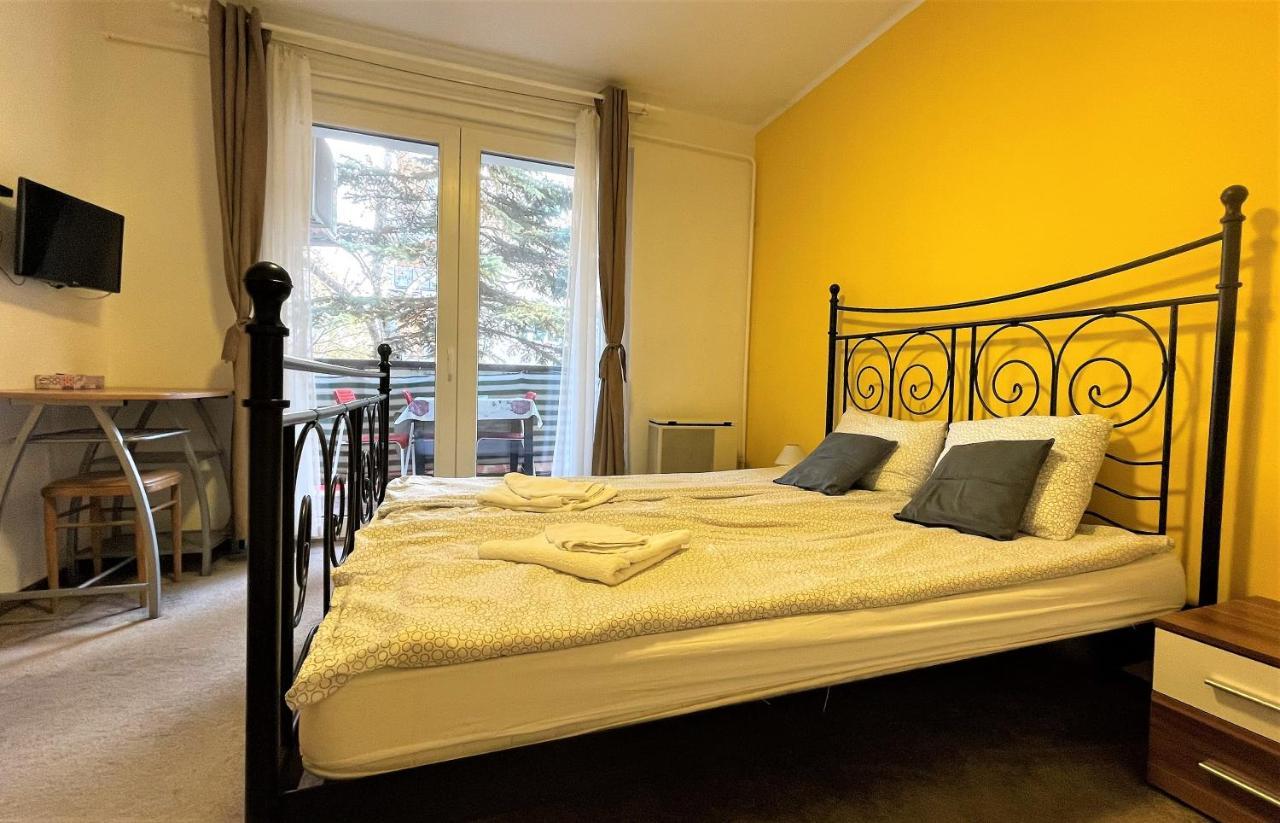 Evi Apartman Eger Exterior photo