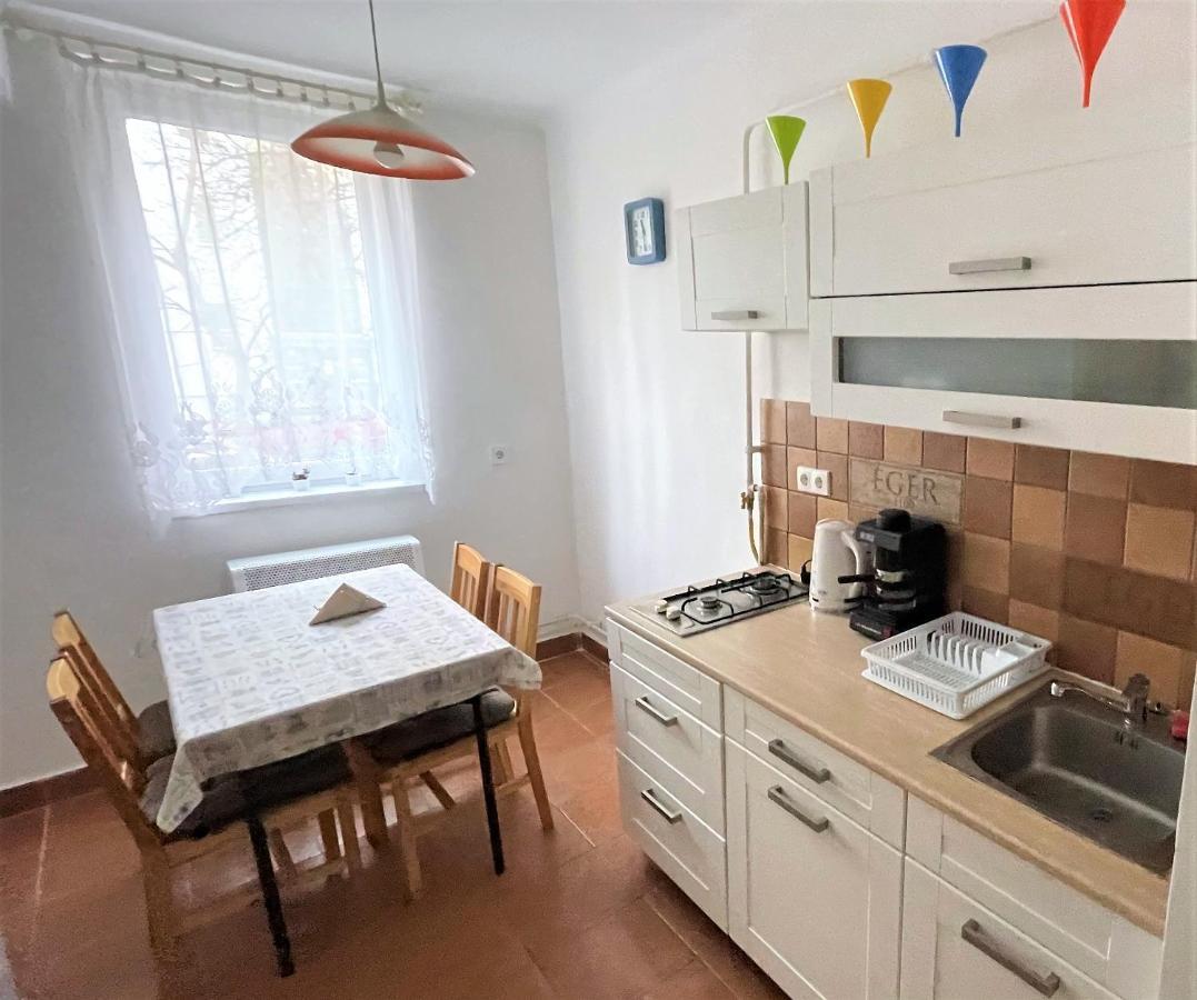 Evi Apartman Eger Exterior photo