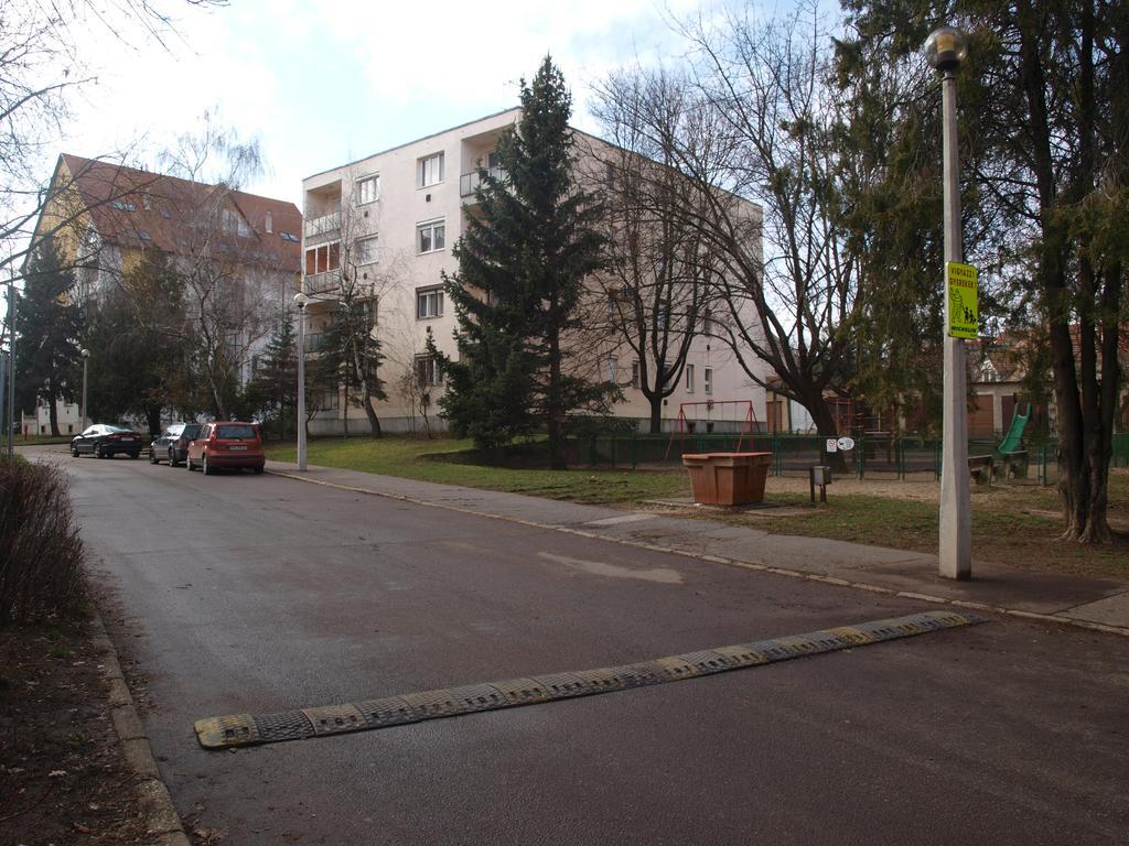 Evi Apartman Eger Exterior photo