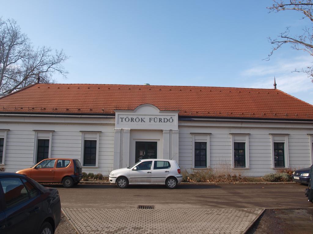 Evi Apartman Eger Exterior photo